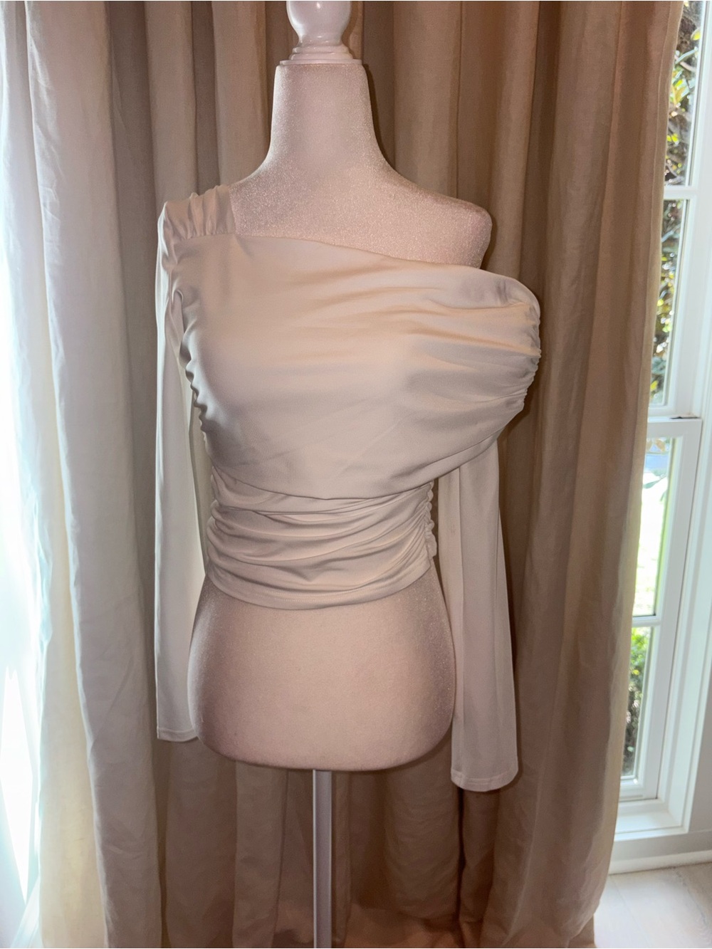 Women’s One-Shoulder Cream Ruched Top S